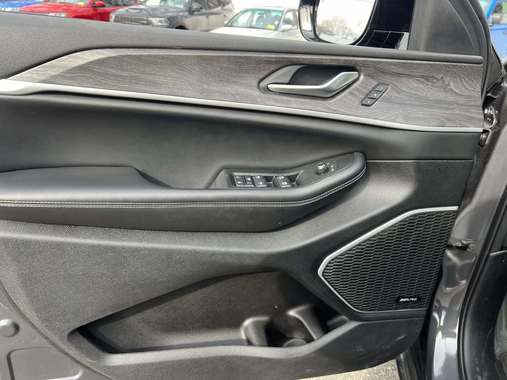 Certified 2024 Jeep Grand Cherokee Limited 4xe image 26