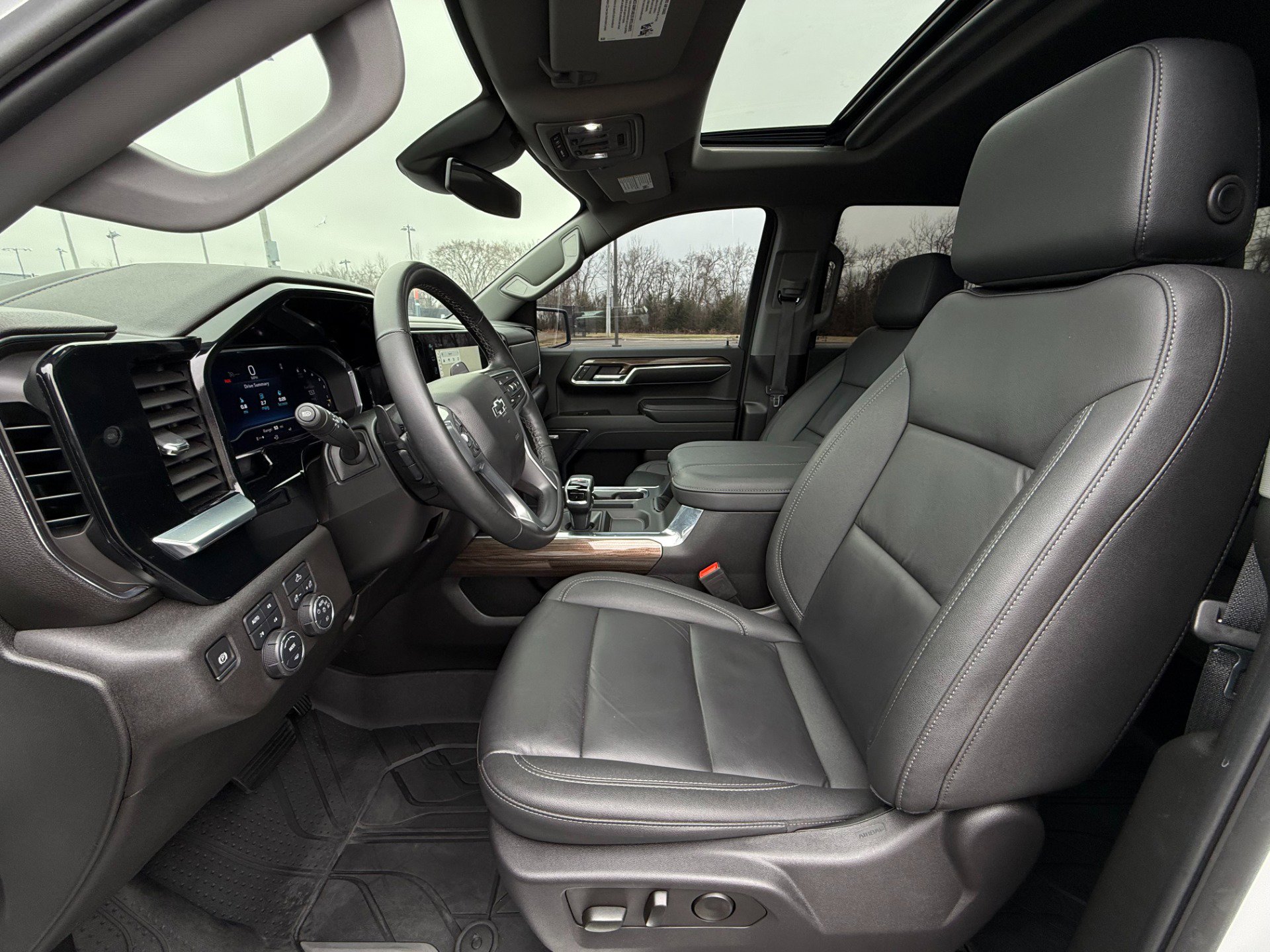 Used 2024 Chevrolet Silverado 1500 RST w/ Redline Edition image 12