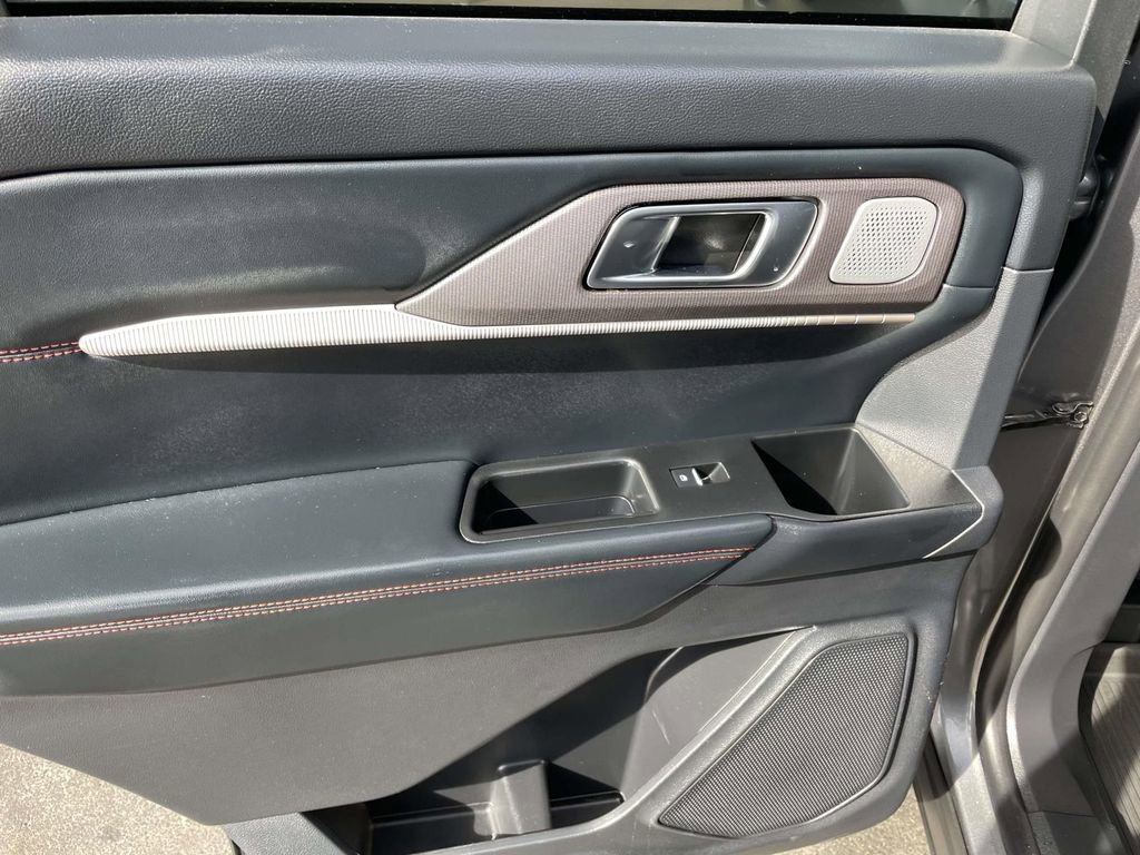 Used 2025 Ford Explorer ST w/ Sun And Sound Package image 20