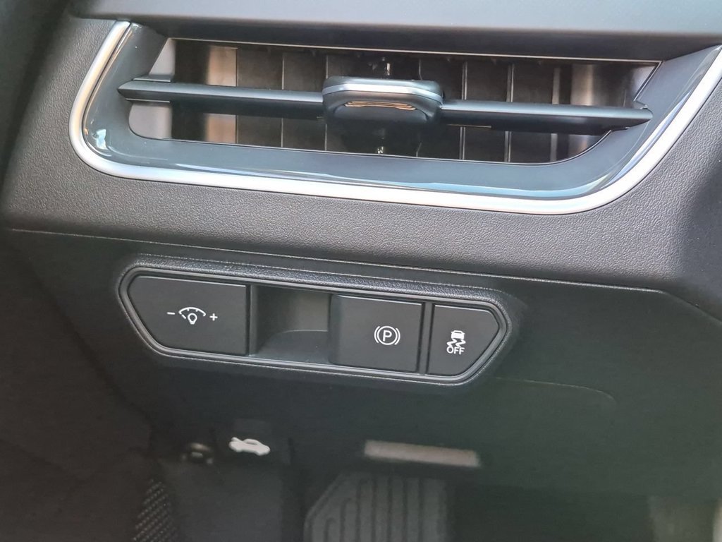 New 2026 Kia K4 EX FWD image 18