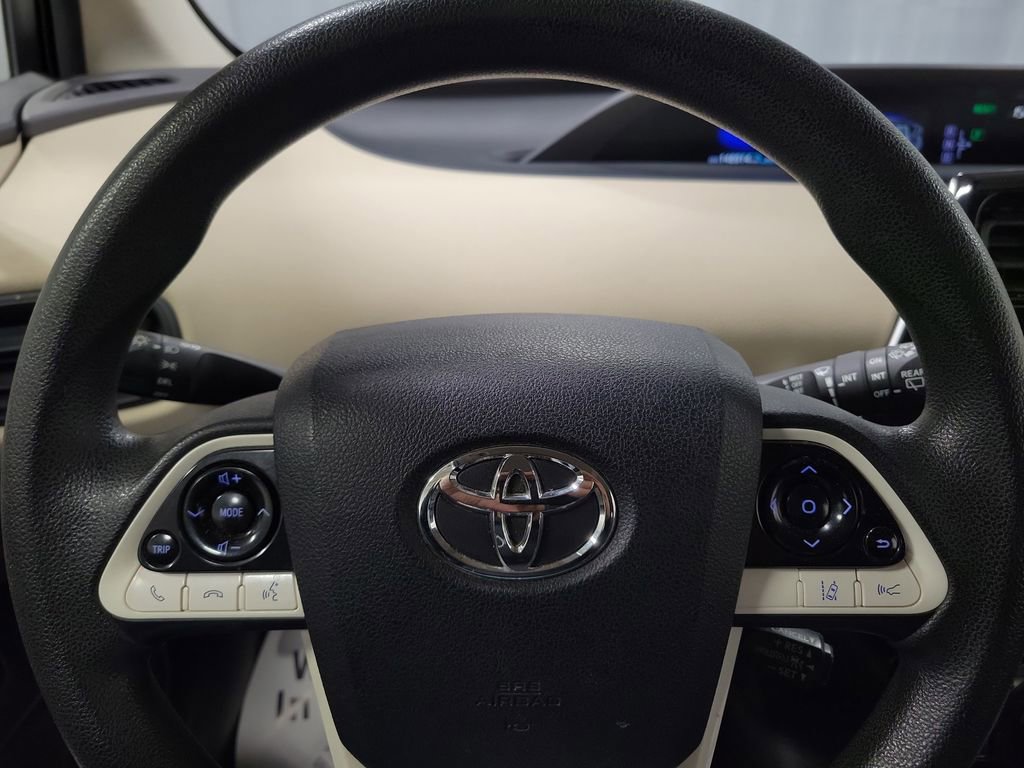 Used 2017 Toyota Prius Two image 14