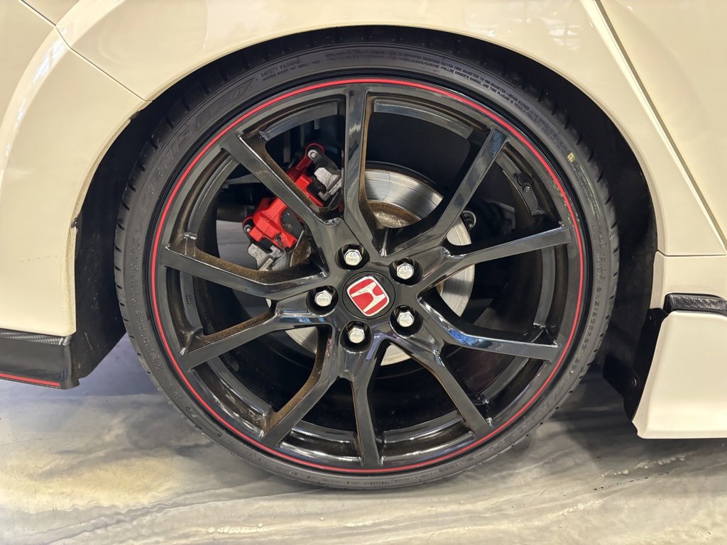 Used 2017 Honda Civic Type R image 22