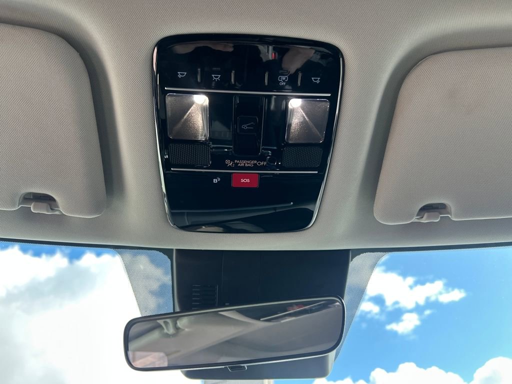 Used 2025 Hyundai Santa Fe XRT image 21