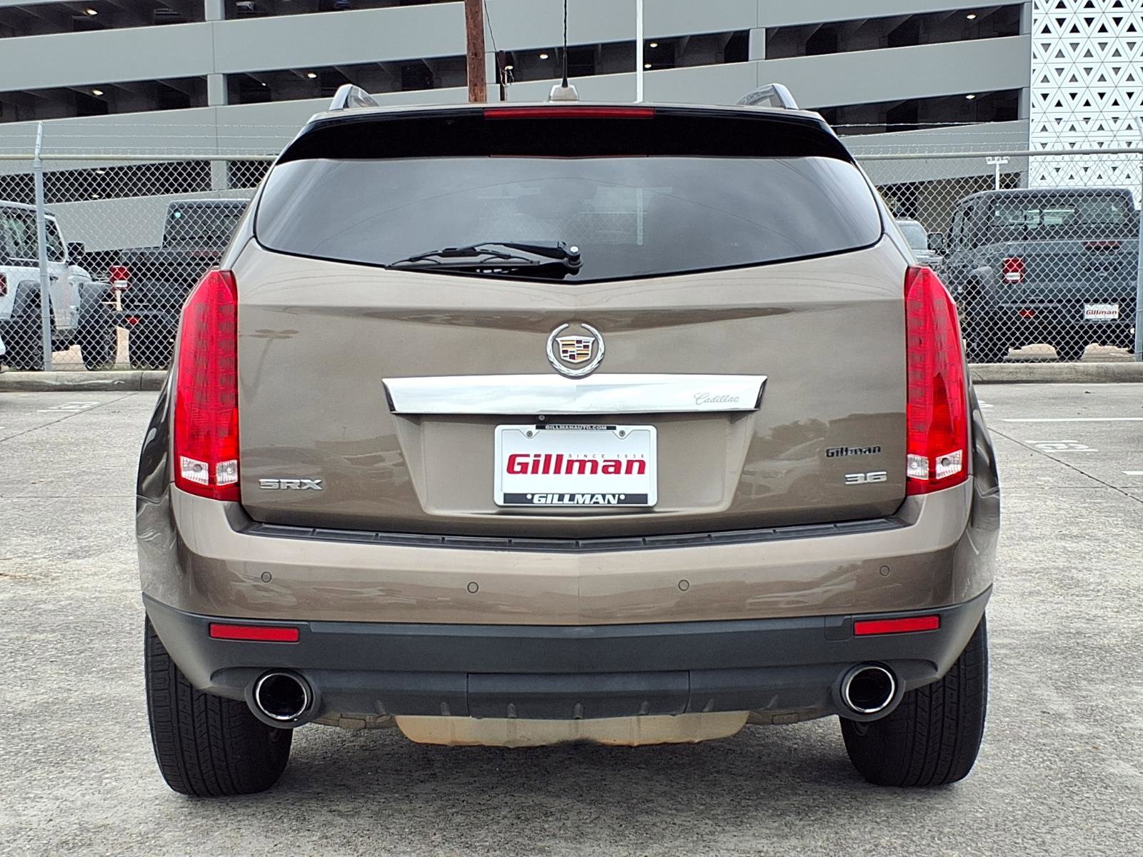 Used 2016 Cadillac SRX Luxury w/ Driver Awareness Package FWD image 22