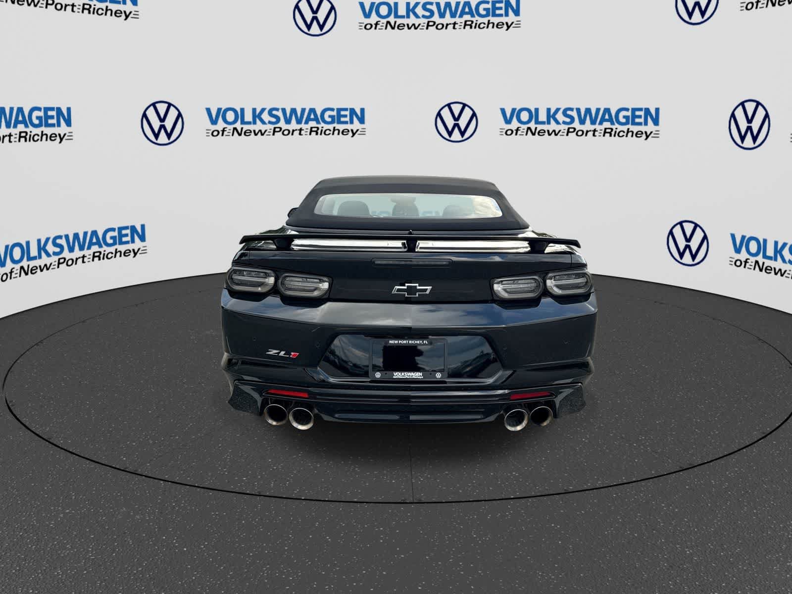 Used 2022 Chevrolet Camaro ZL1 RWD image 13