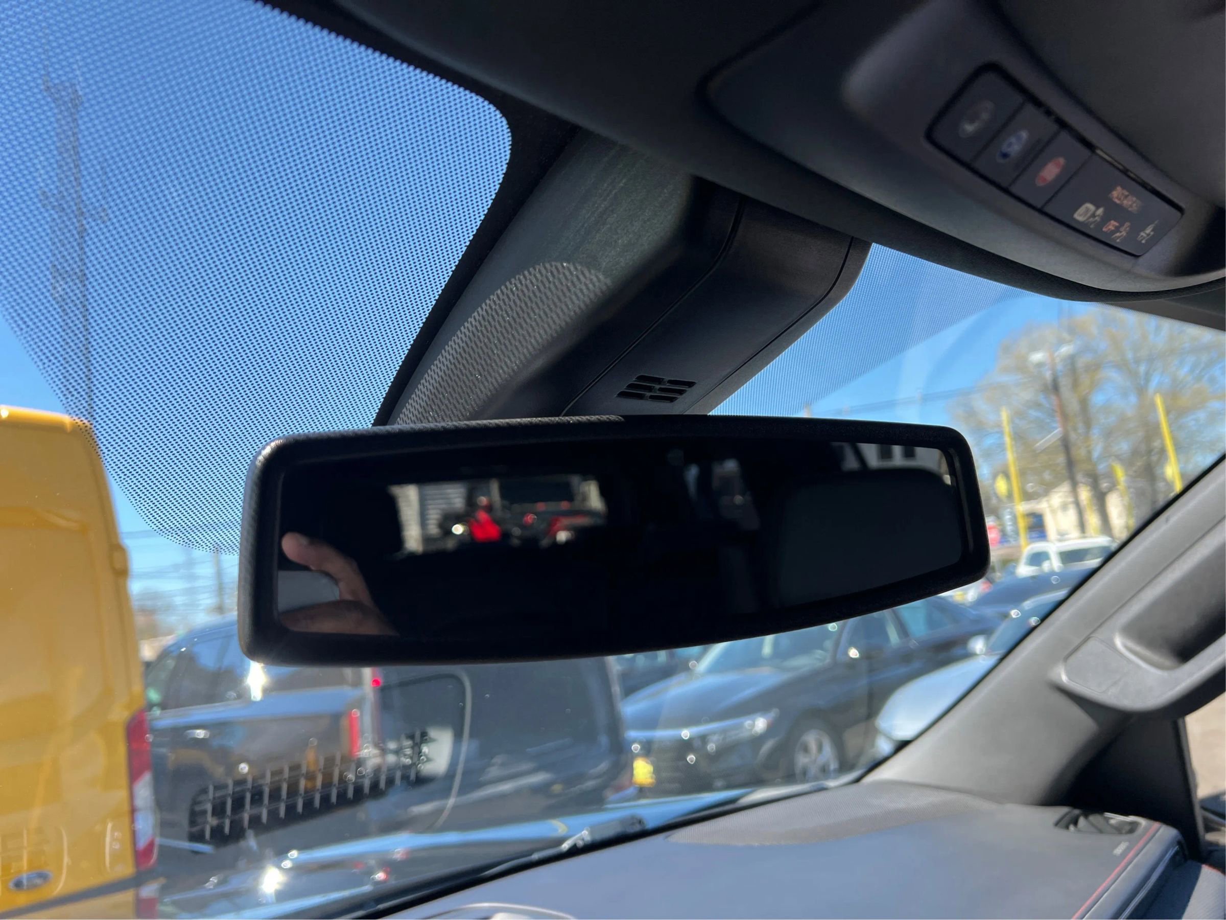 Used 2021 Chevrolet Suburban RST w/ Luxury Package image 14