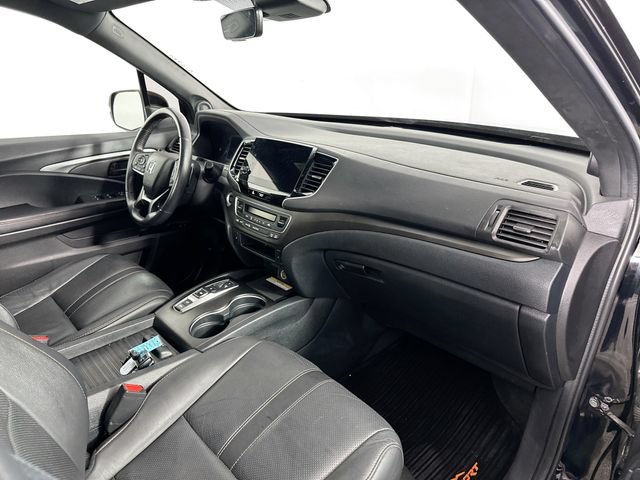 Used 2023 Honda Passport TrailSport image 31