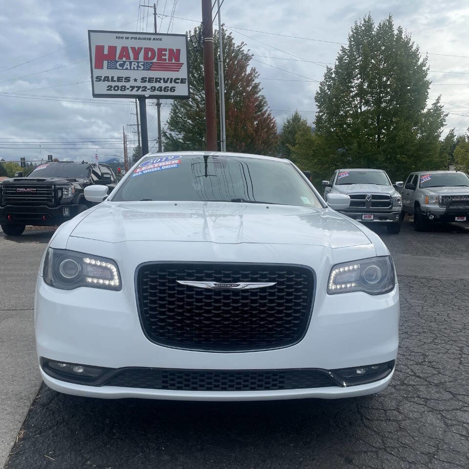 Used 2019 Chrysler 300 S image 9