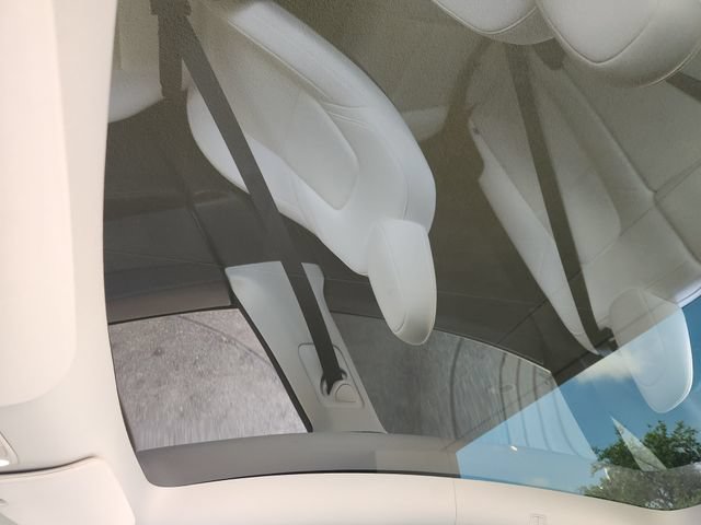 Used 2025 Tesla Model Y Long Range RWD image 32