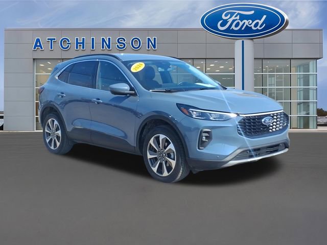Certified 2024 Ford Escape Platinum AWD/4WD image 4