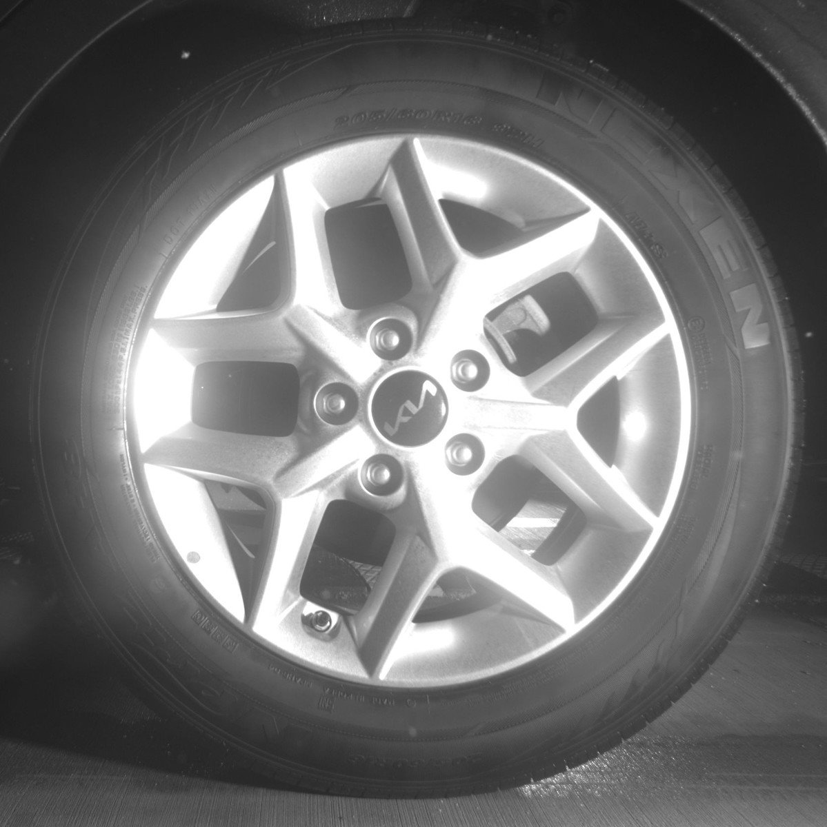 Used 2025 Kia Soul LX w/ LX Technology Package image 14