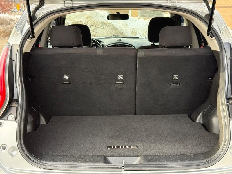 Used 2017 Nissan Juke SV image 9