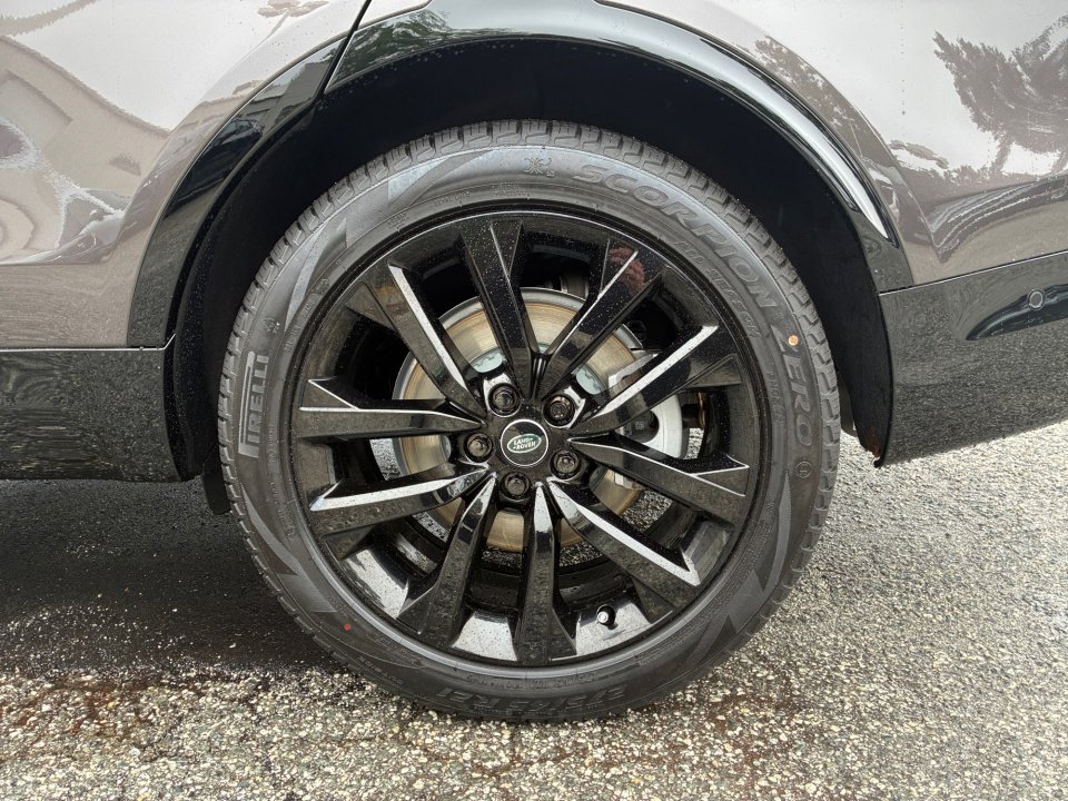 New 2026 Land Rover Discovery Dynamic SE AWD/4WD image 22