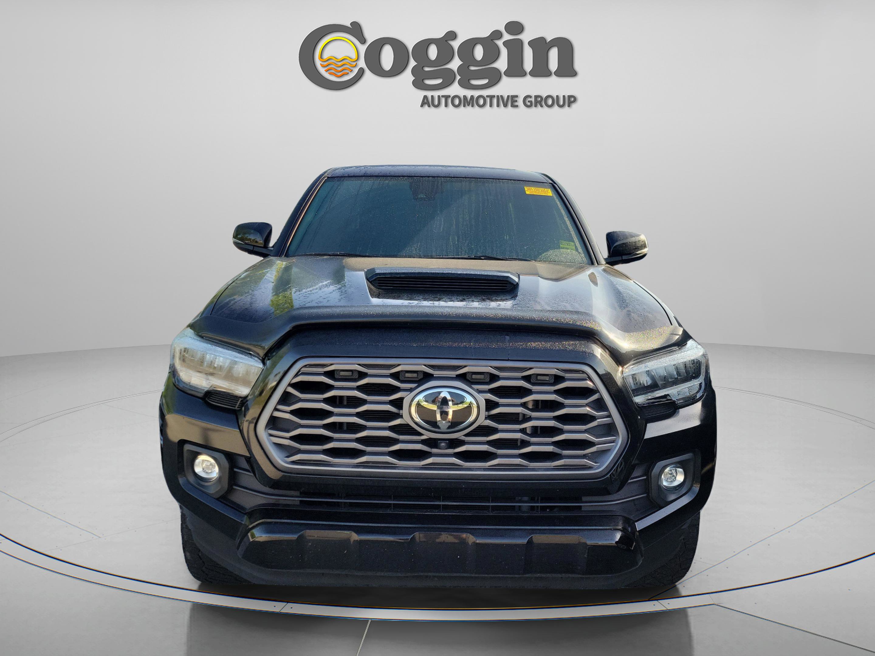 Used 2023 Toyota Tacoma TRD Sport w/ TRD Premium Sport Package image 8