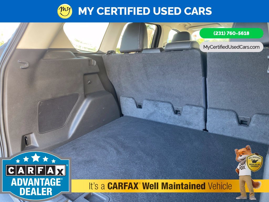 Used 2018 Ford Escape Titanium AWD/4WD image 9