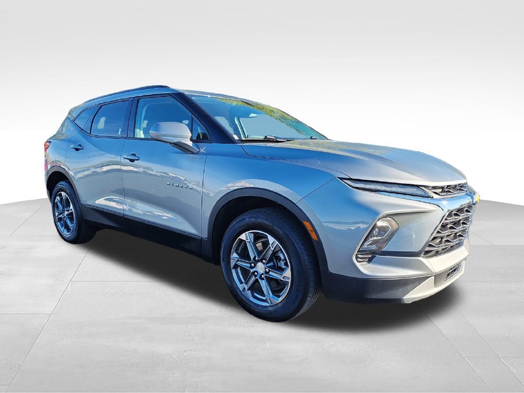 Used 2024 Chevrolet Blazer LT w/ Convenience Package FWD image 7