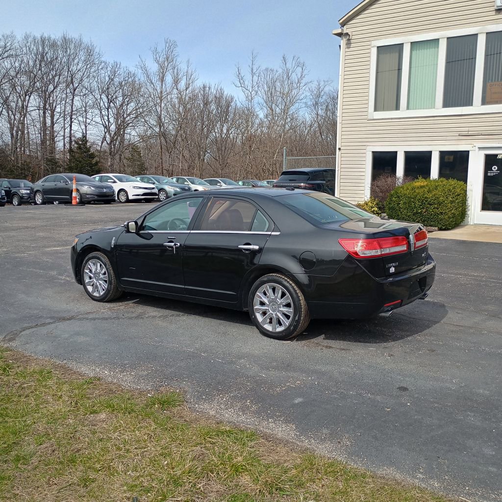 Used 2012 Lincoln MKZ image 3