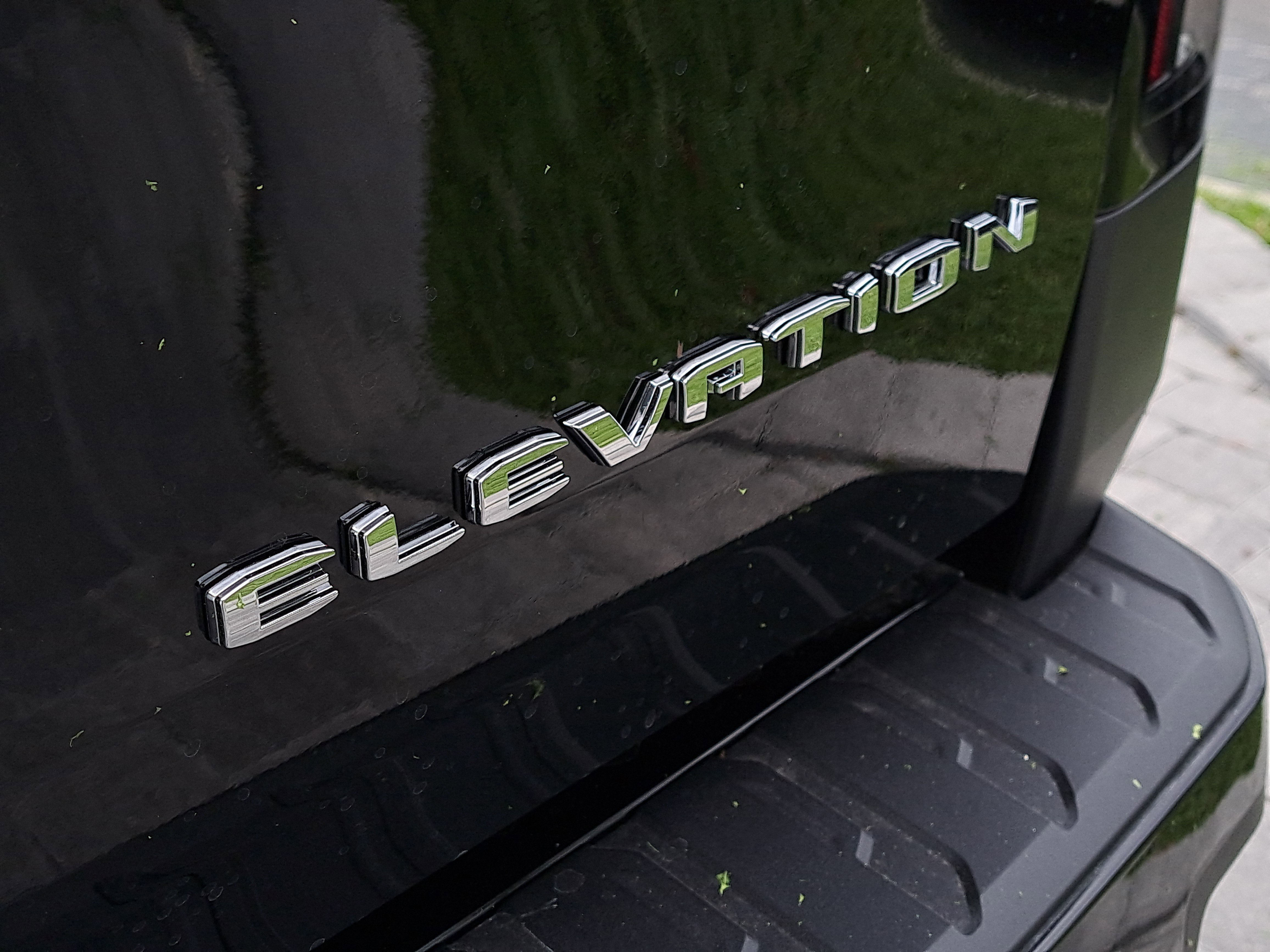 New 2026 GMC Sierra EV Elevation w/ Premium Package AWD/4WD image 8