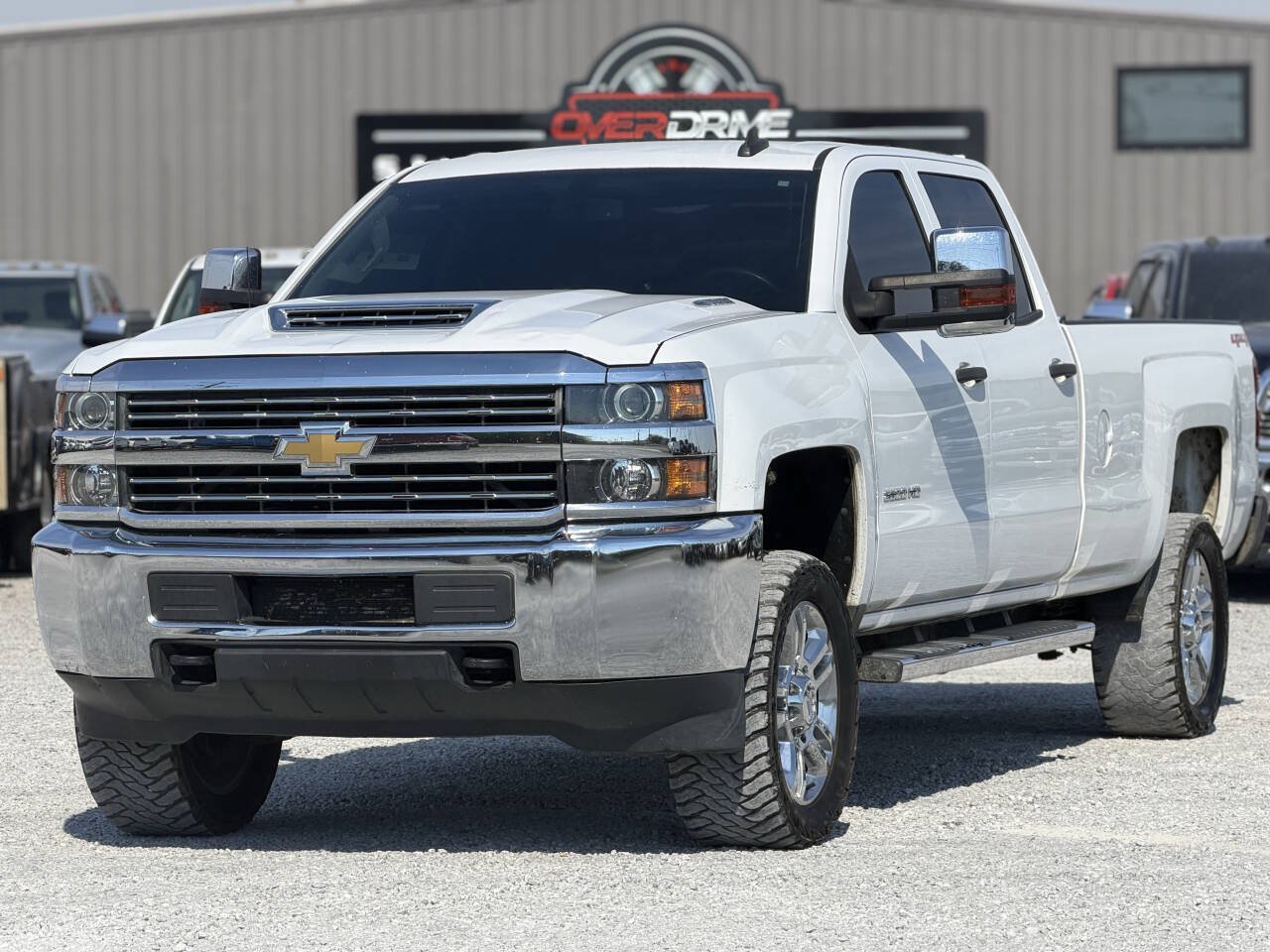 Used 2018 Chevrolet Silverado 2500 W/T w/ WT Convenience Package AWD/4WD image 1