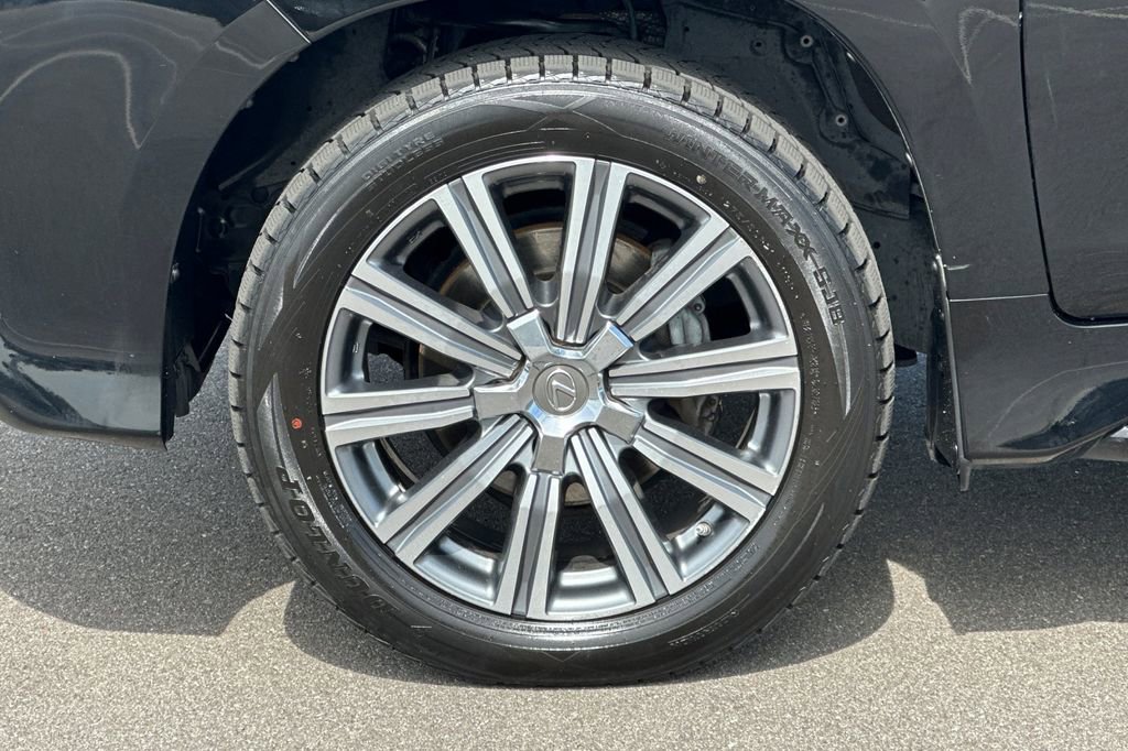 Used 2017 Lexus LX 570 4WD w/ Luxury Package image 28
