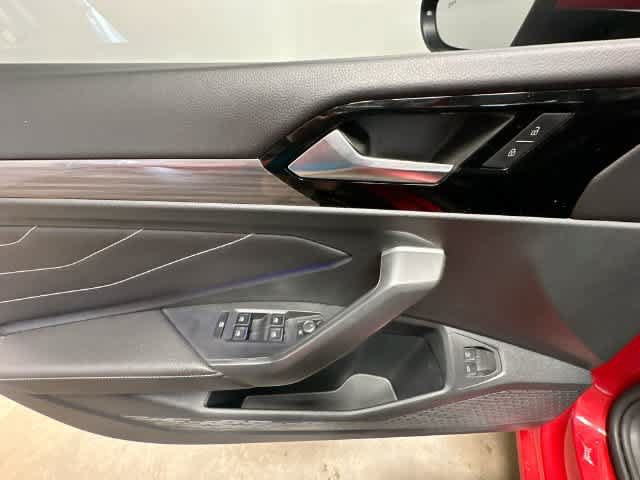Used 2023 Volkswagen Jetta SEL FWD image 20