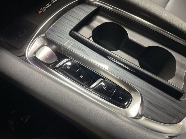 Used 2023 Buick Enclave Essence AWD/4WD image 20