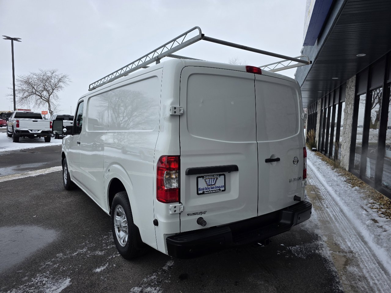 Used 2018 Nissan NV 2500 SV image 6