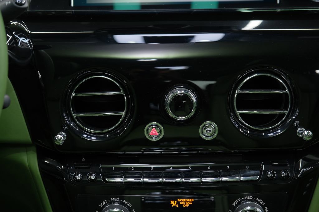 Used 2023 Rolls-Royce Phantom Sedan w/ The Phantom Package image 88