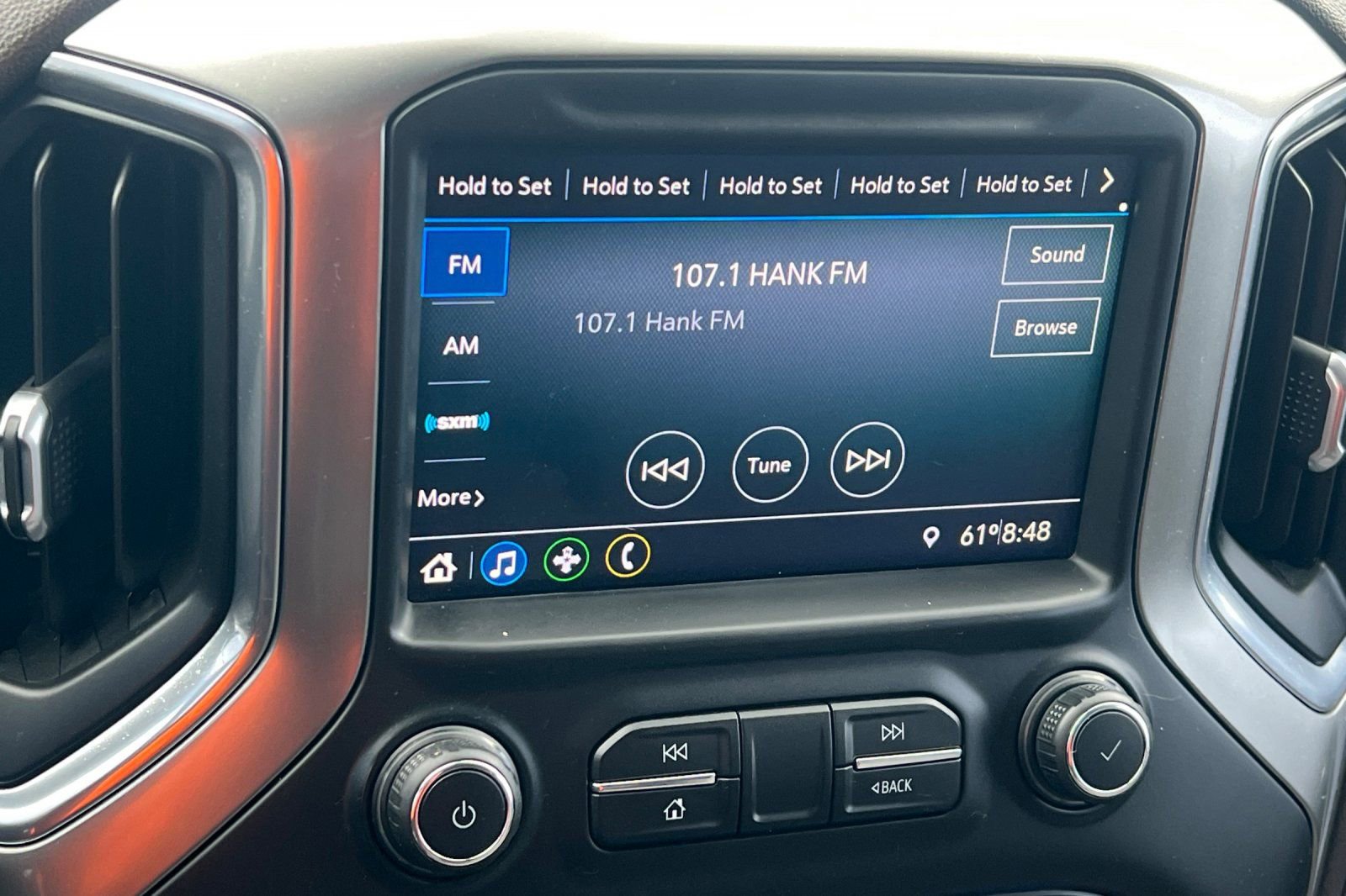 Used 2021 Chevrolet Silverado 1500 LT AWD/4WD image 17