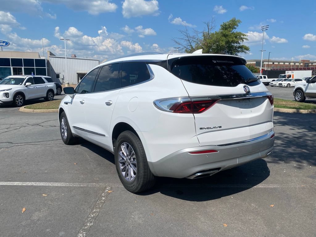 Used 2024 Buick Enclave Premium FWD image 5