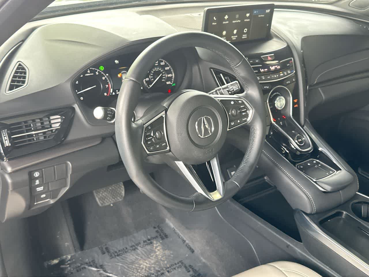Used 2025 Acura RDX SH-AWD image 13