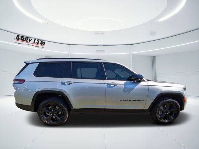 New 2025 Jeep Grand Cherokee L Limited w/ Black Appearance Package RWD image 2