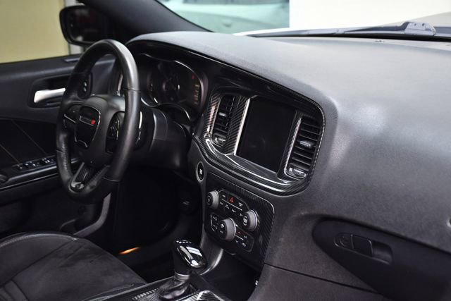 Used 2017 Dodge Charger R/T image 28