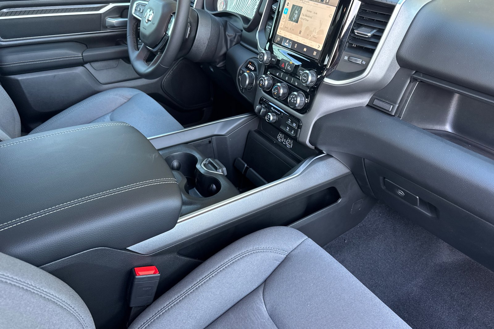 New 2026 RAM 1500 4x4 Crew Cab image 14