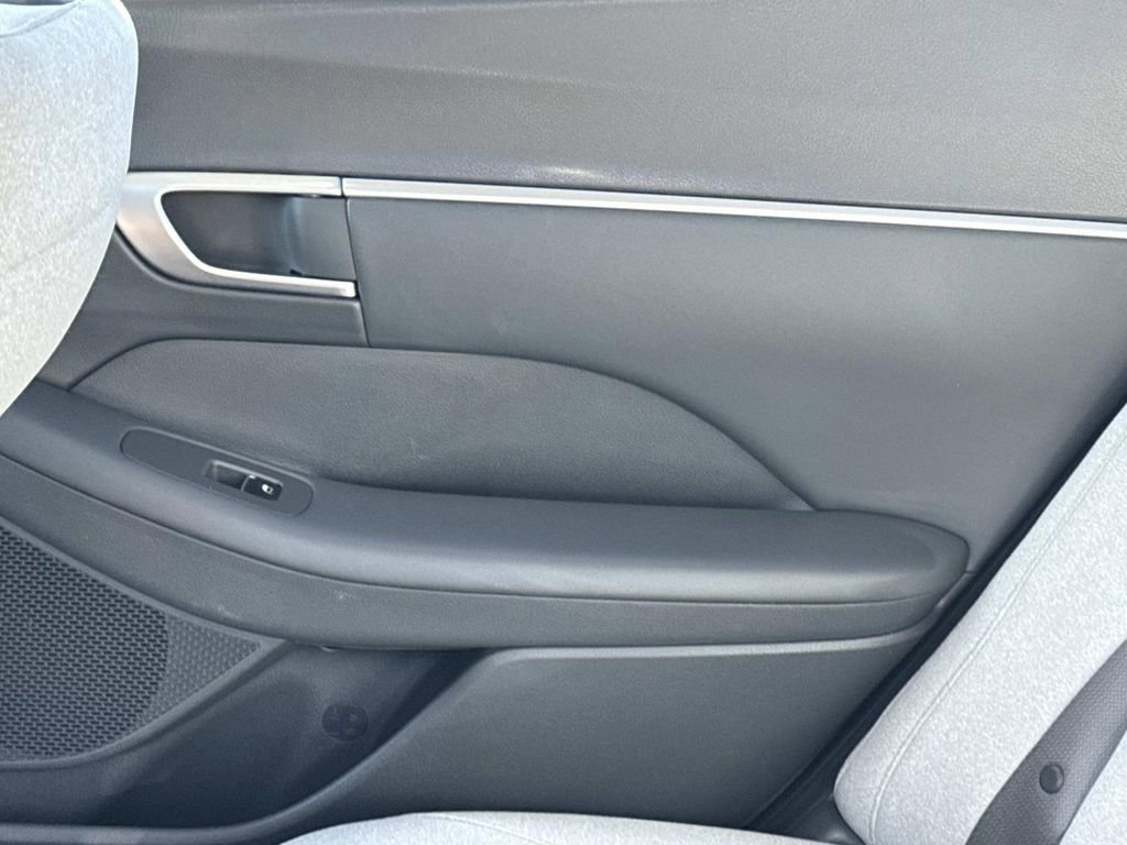Used 2021 Hyundai Sonata SEL w/ Cargo Package image 15