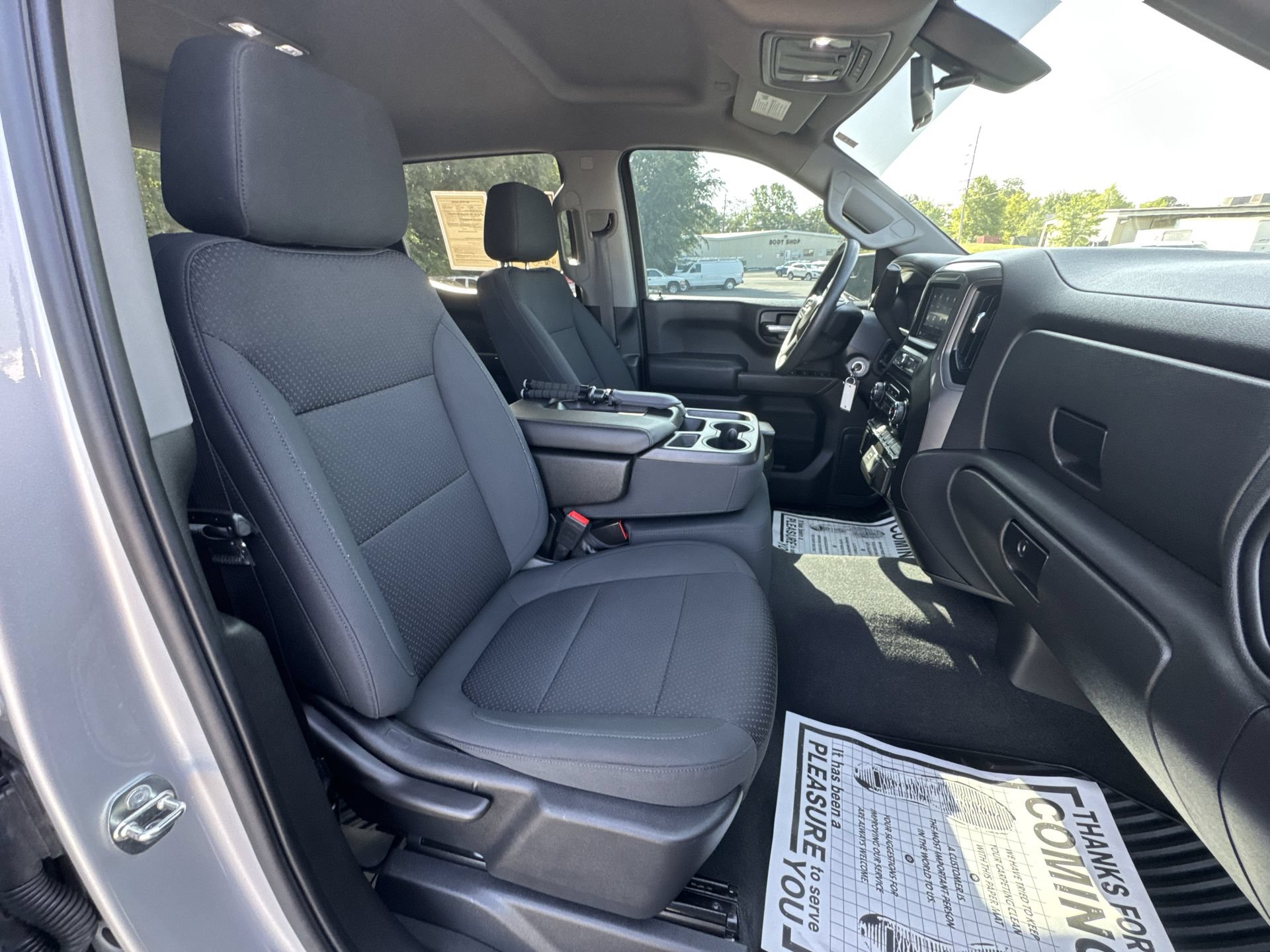 Used 2020 Chevrolet Silverado 1500 Custom w/ Custom Value Package AWD/4WD image 24