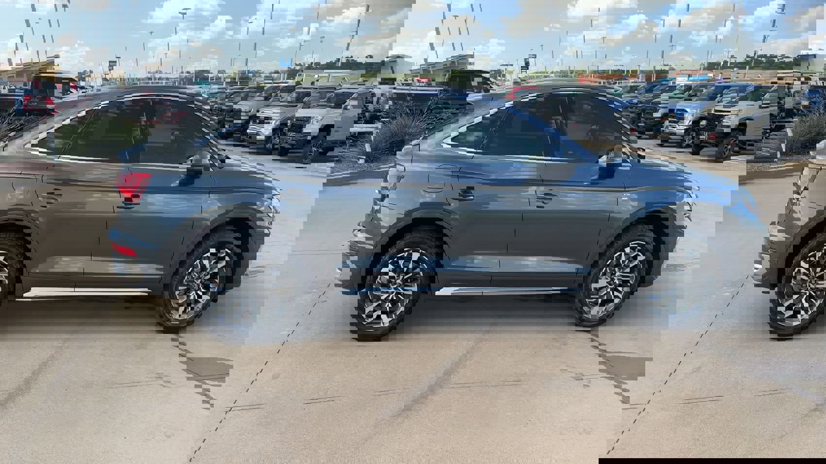 Used 2023 Audi Q5 2.0T Premium Plus image 8