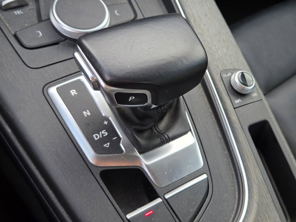 Used 2019 Audi A4 2.0T Premium image 25