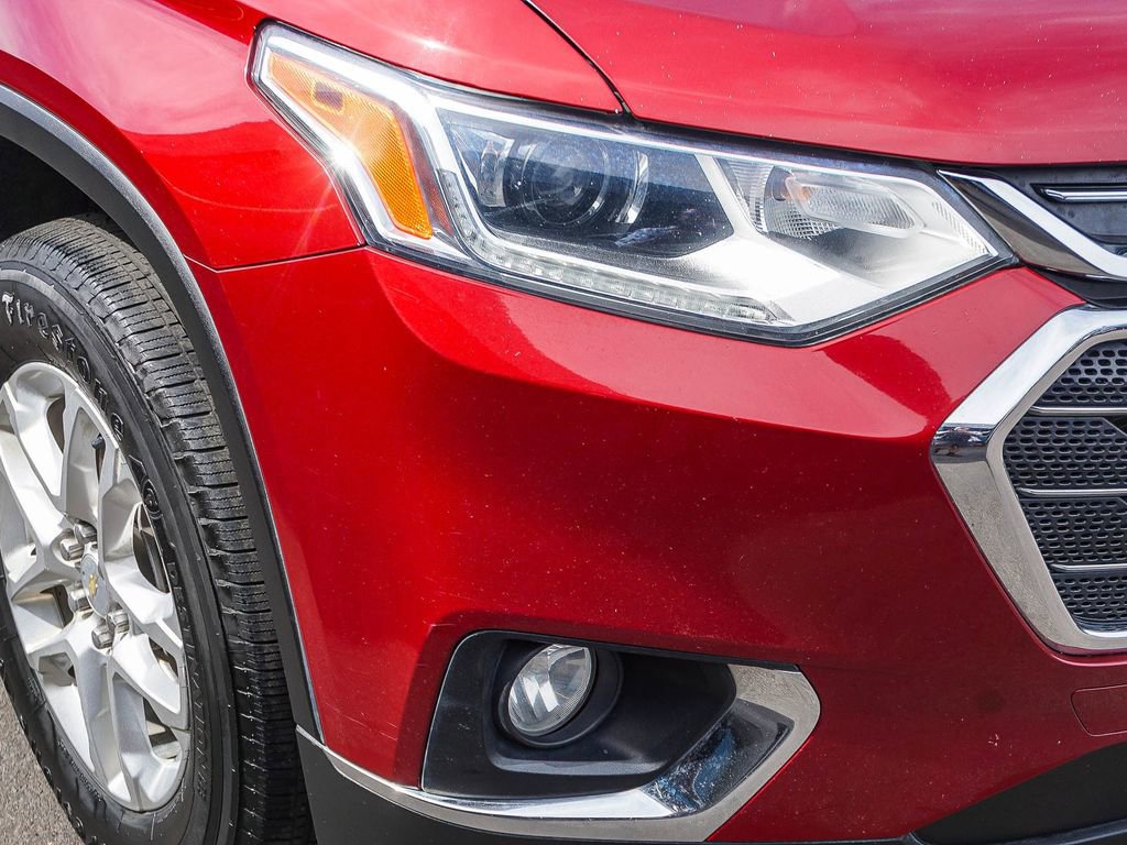 Used 2021 Chevrolet Traverse LT image 10