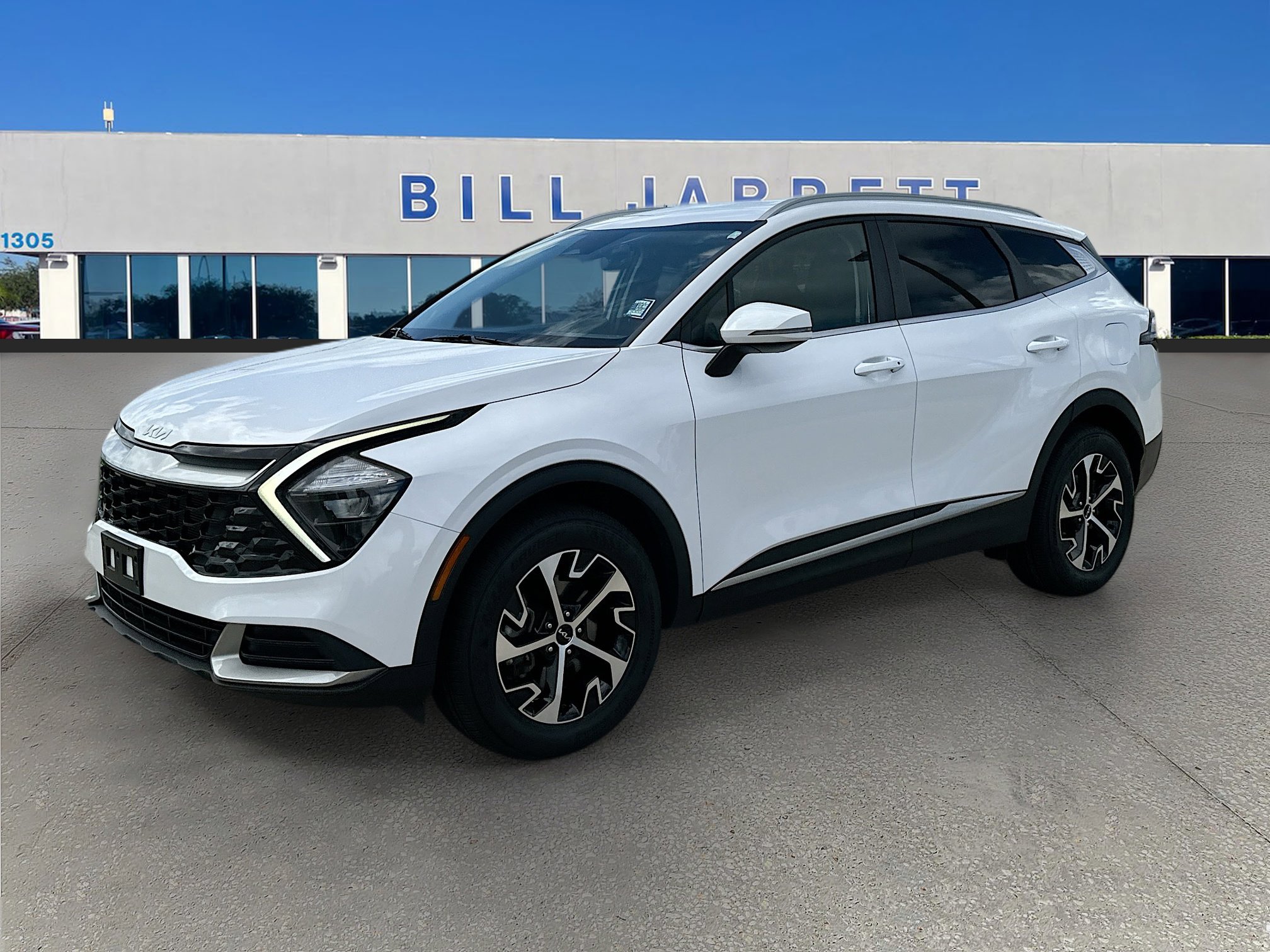 Used 2023 Kia Sportage EX image 3