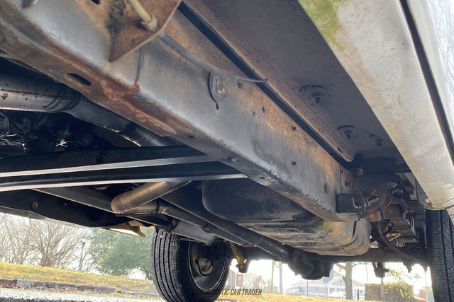 Used 1989 Chevrolet Silverado 1500 2WD Regular Cab image 37