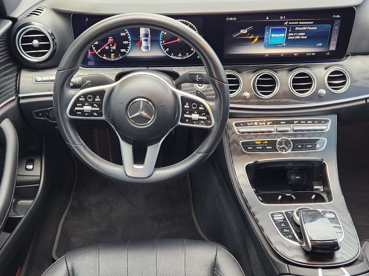 Used 2020 Mercedes-Benz E 450 4MATIC Sedan w/ Parking Assistance Package image 26