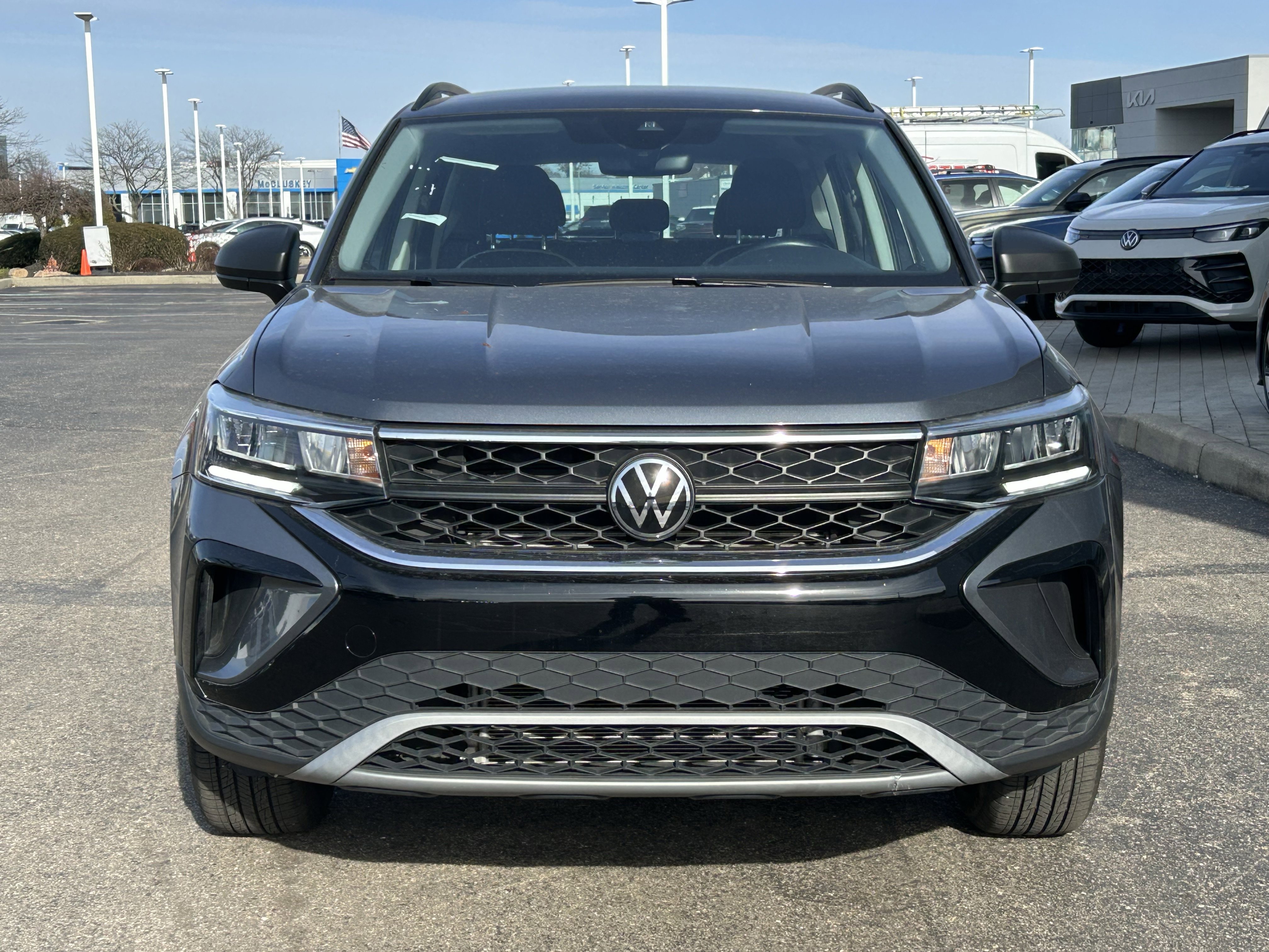 Certified 2024 Volkswagen Taos S image 2