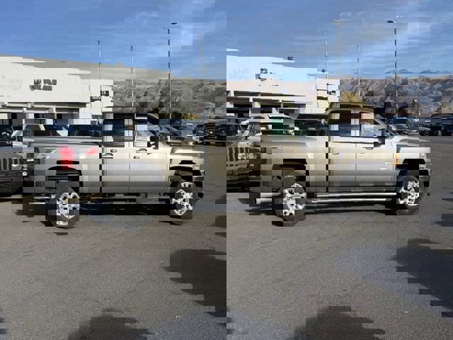 Used 2013 Chevrolet Silverado 2500 LTZ w/ LTZ Plus Package image 5