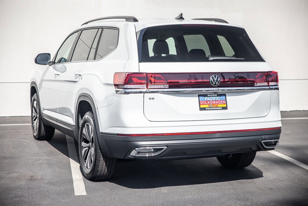 New 2026 Volkswagen Atlas SE image 3