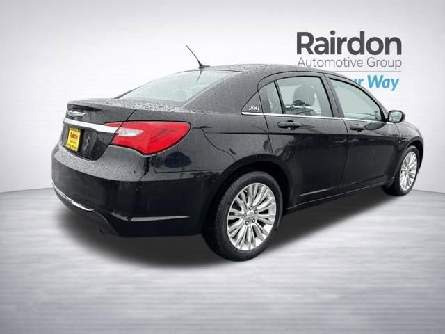 Used 2013 Chrysler 200 LX image 8