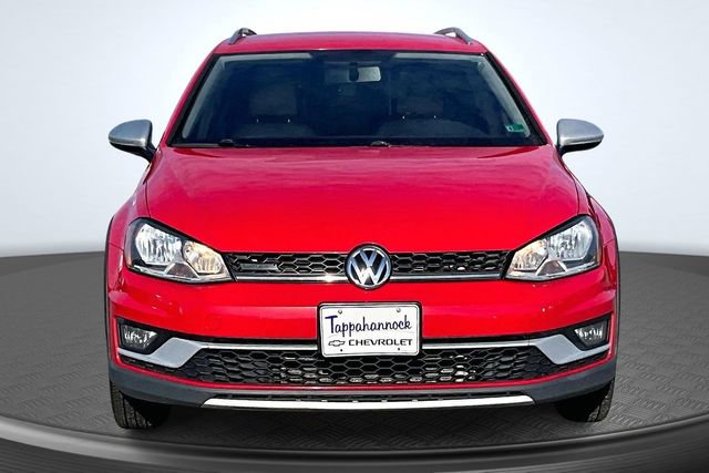 Used 2017 Volkswagen Golf Alltrack S AWD/4WD image 2