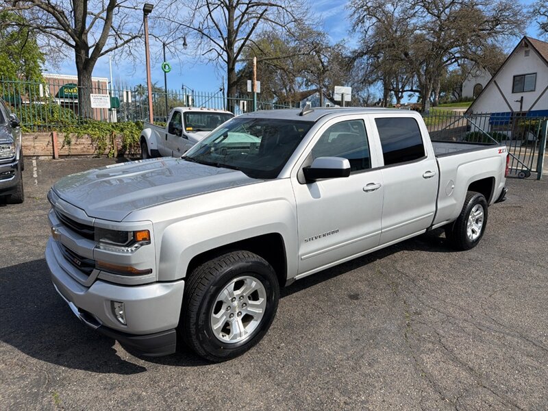 Used 2018 Chevrolet Silverado 1500 LT w/ All Star Edition AWD/4WD image 12