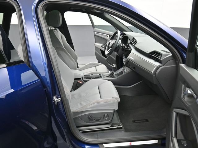 Used 2023 Audi Q3 2.0T Premium Plus w/ Premium Plus Package image 36