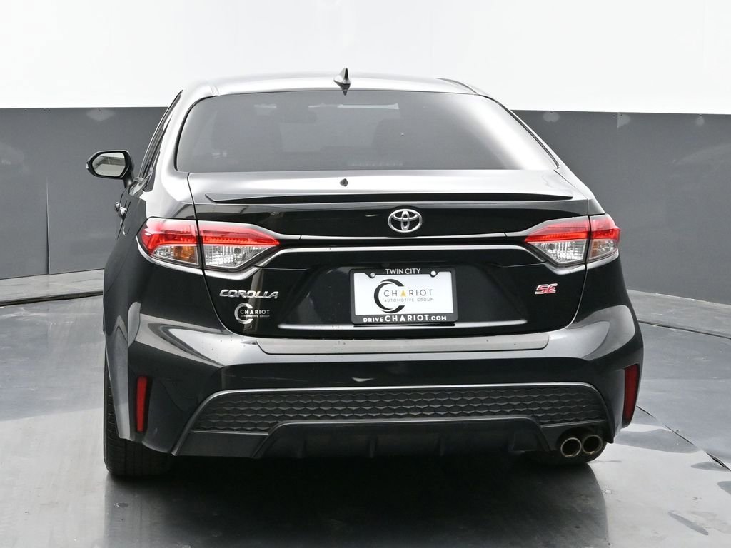 Used 2022 Toyota Corolla SE FWD image 4